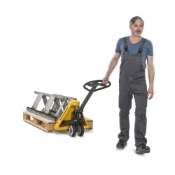 Hand pallet truck Jungheinrich AM 20 - Example of use