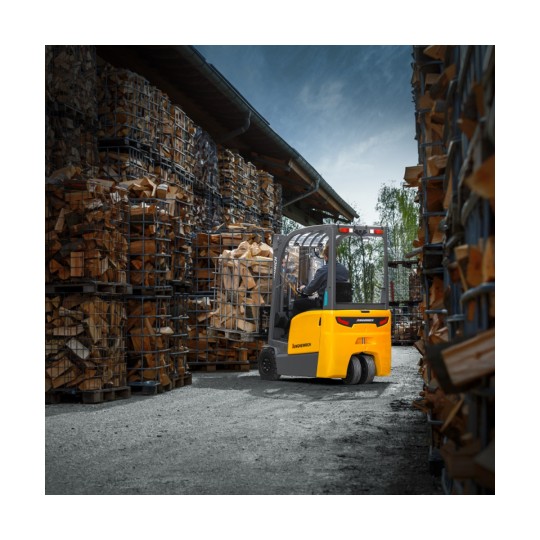 Jungheinrich EFG BB 216k counterbalance truck: Example of use