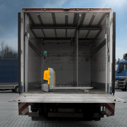 Jungheinrich AME 18: Usage on HGVs