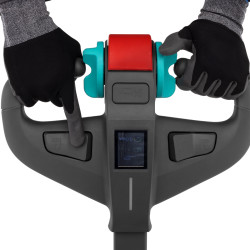 Jungheinrich AME 18: Tiller with control handle