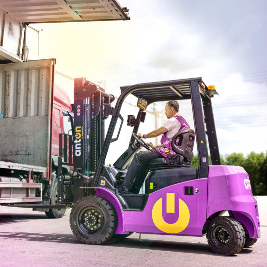 AntOn by Jungheinrich Electric forklift CBH