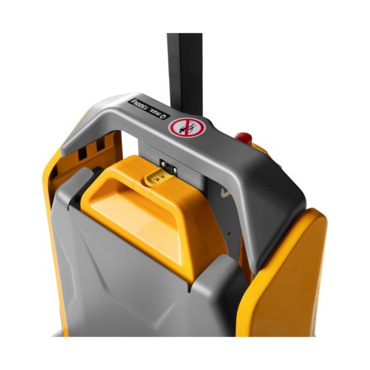 Electric pallet truck Jungheinrich AME 15 - Quick and easy battery replacement
