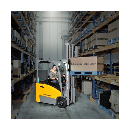 Jungheinrich EFG BB 216k counterbalance truck: Example of use