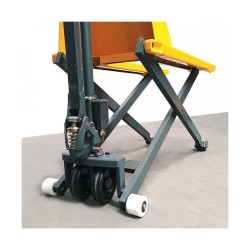 Ročni paletni viličar s škarjastim dvigom Jungheinrich AMX 10 - Stranska oporna kolesca