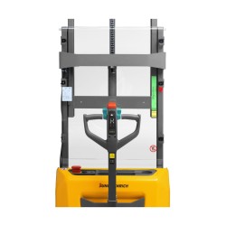 coloured marking attached to the mast provides visual support in reading residual capacity